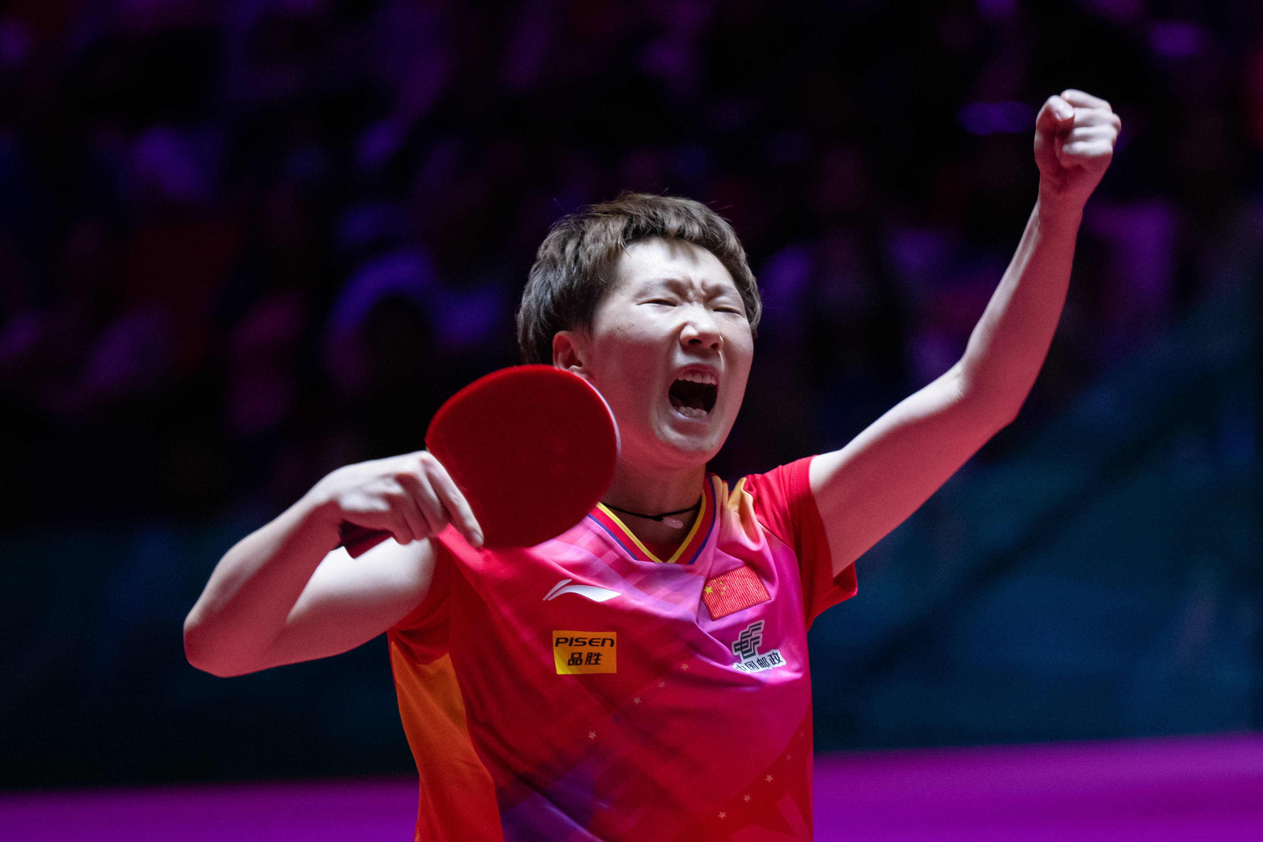 更反映出球 更反映出球