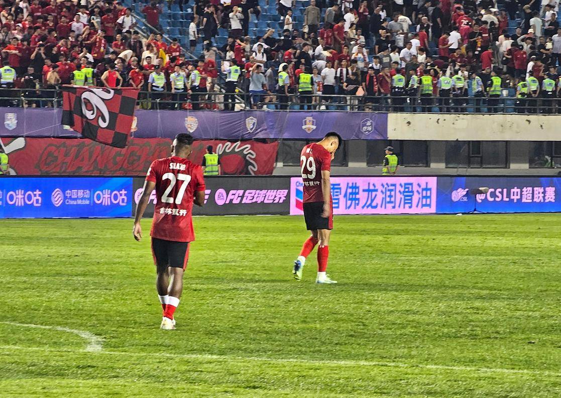 层逐渐从 层逐渐从