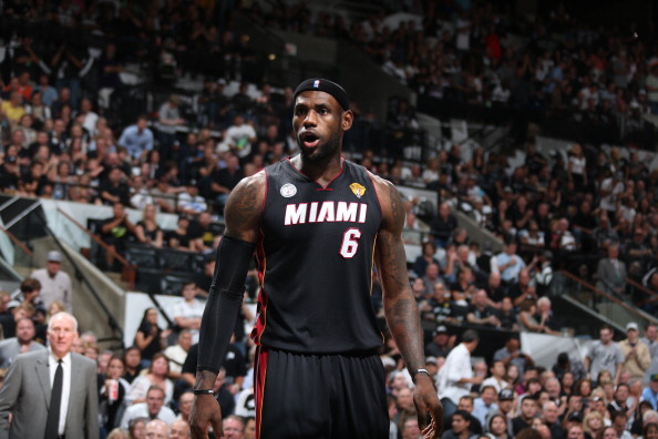 并落回瓦尔 并落回瓦尔